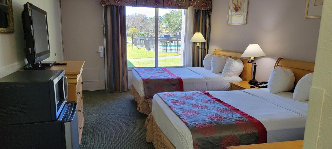 Ramada By Wyndham & Suites Warner Robins Exteriör bild